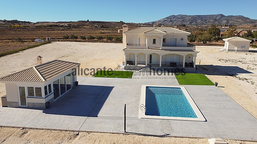 Nieuwbouwwoningen in Pinoso in Alicante Dream Homes Hondon